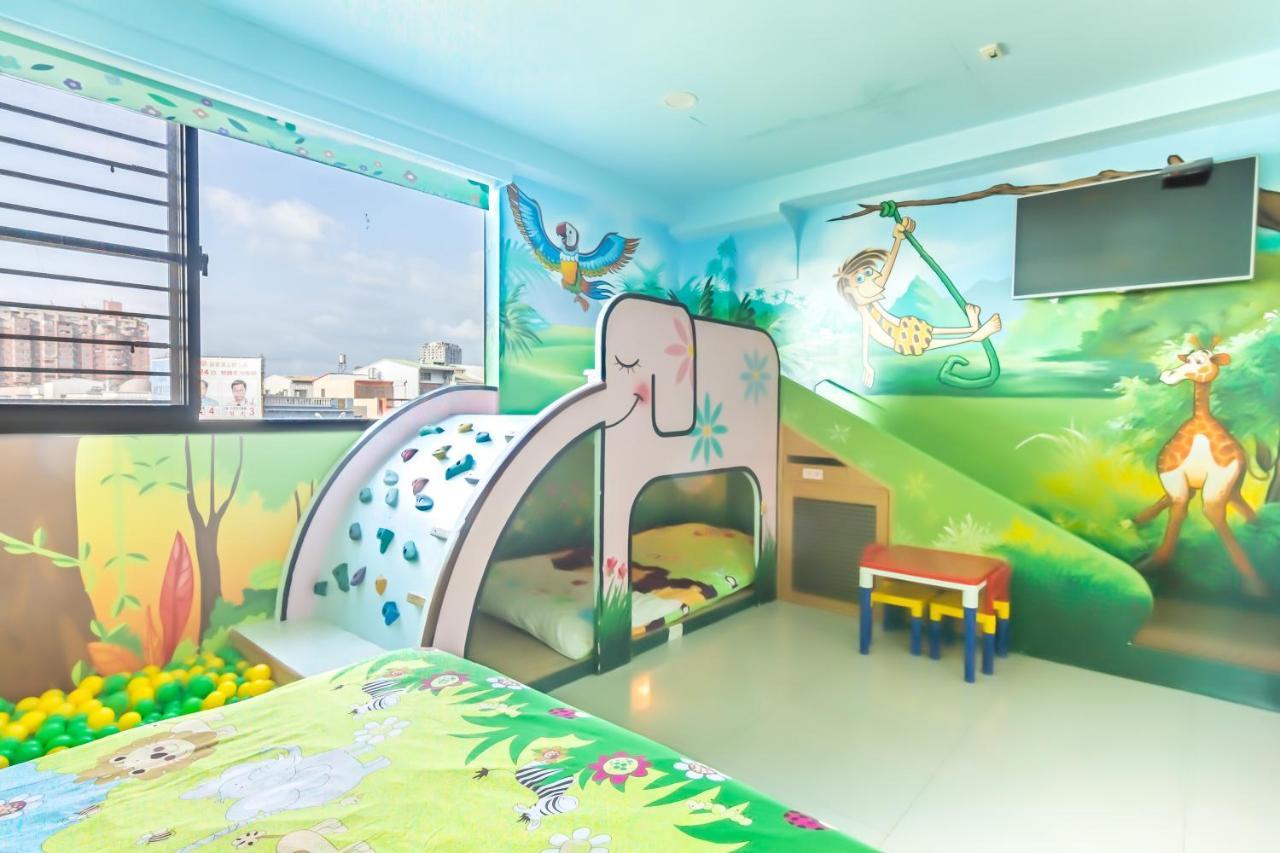 Haian Stay Riverside Bed And Breakfast Tainan Buitenkant foto