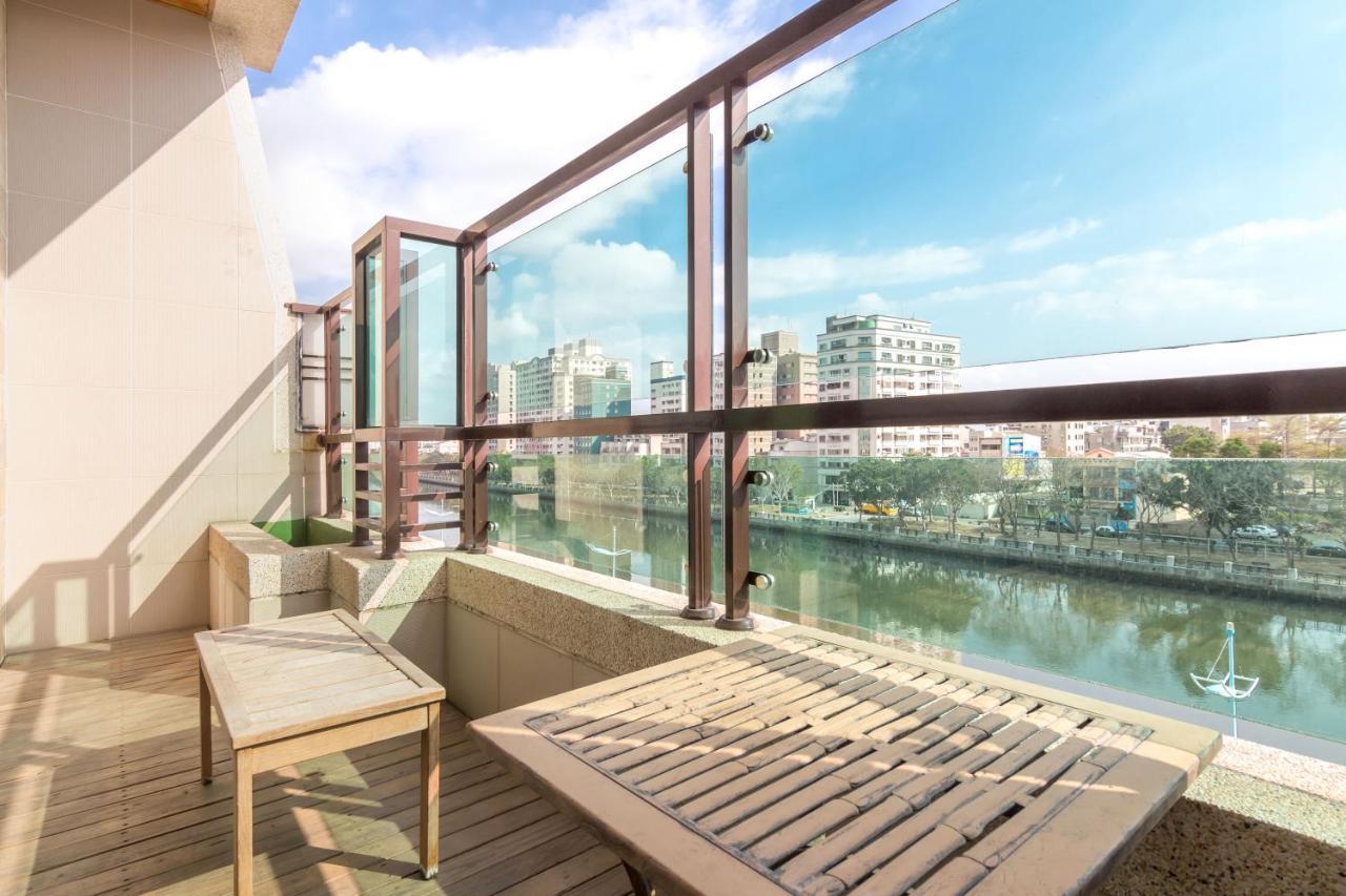 Haian Stay Riverside Bed And Breakfast Tainan Buitenkant foto