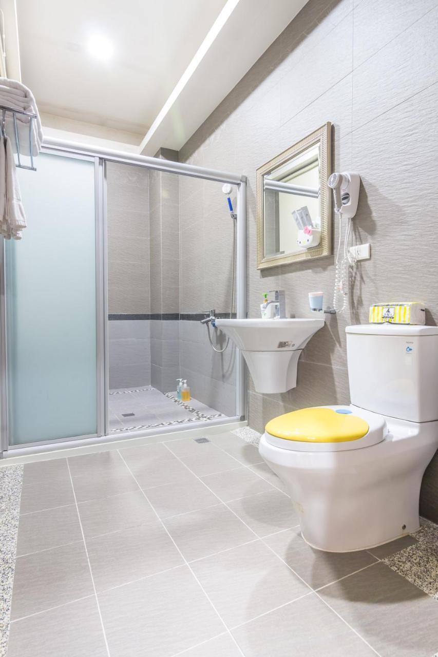 Haian Stay Riverside Bed And Breakfast Tainan Buitenkant foto