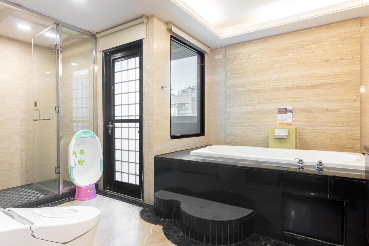 Haian Stay Riverside Bed And Breakfast Tainan Buitenkant foto